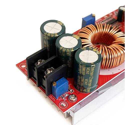 1200W Yüksek Güç DC-DC Kademeli Sabit Voltaj ve Akım Araç şarj Modülü Step-Up