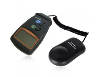 AEK-Tech LX-101B Digital Lux Meter Illuminance Light Photometer