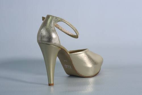 Deda Bayan Parlak Altın Hakiki Deri Topuklu Ayakkabı -36- DEFOLU
