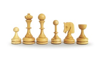 El Yapımı Şimşir Satranç Taşı Nazik At 85mm Krem-Kahve - 2