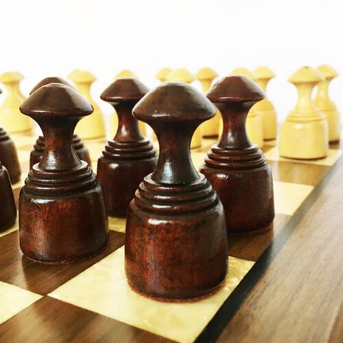Helena Wood Art Masif Ceviz Sedefli Dama Takımı 40 cm Kahve-50mm