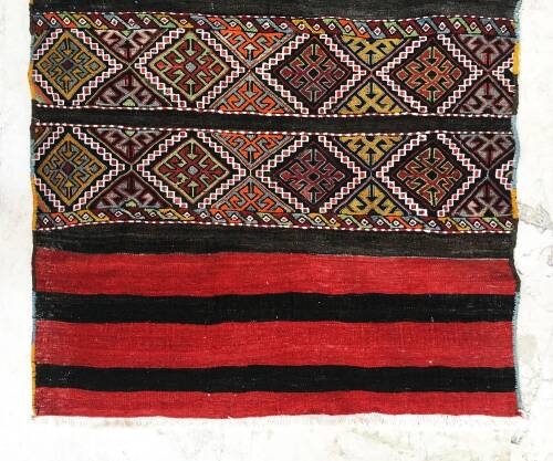 Konya Sumak Kilim Kök Boyalı 135 x 112 cm - 4