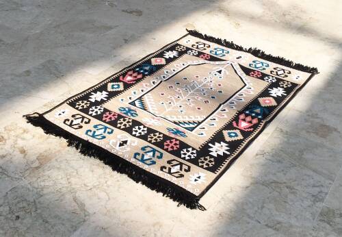 Shark Anadolu Seccade Kilim 1 - 4