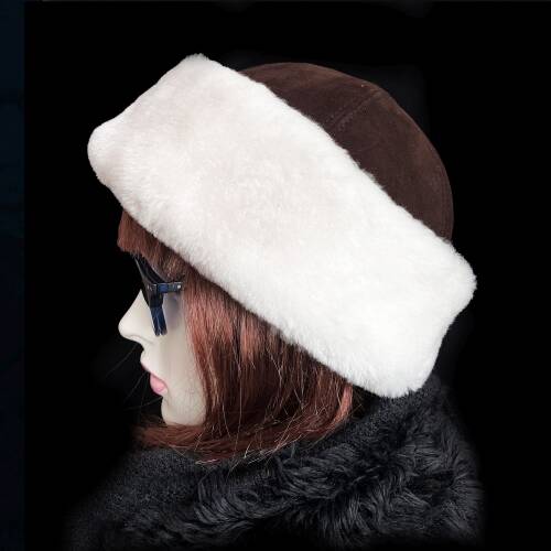 Shark Anatolia El Yapımı %100 Yün Kısa Beyaz Kürklü Kadın Gerçek Deri Şapka - 4