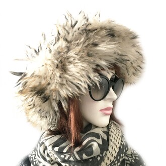 Shark Anatolia - 100% Wool Fur, Handmade, Leather Börk, Winter Hat For Women Wolf Beige