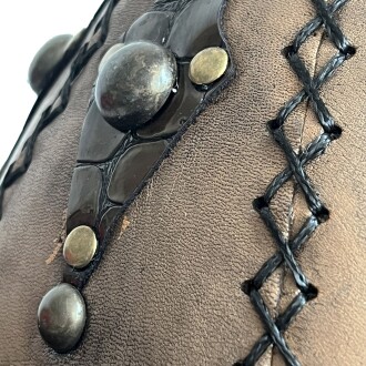 Shark Anatolia Ertuğrul Gazi Şapka Hakiki Deri Düğme Zımbalı Börk Hardal Kahve - 10