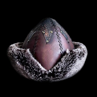 Shark Anatolia Ertuğrul Gazi Şapka Hakiki Sert Deri Zımbalı Yılan Dokusu Detaylı Börk Acı Kahve 