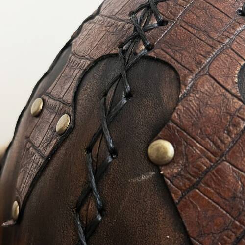 Shark Anatolia Ertuğrul Gazi Zımbalı Metal Broş Çapraz Dikiş Hakiki Deri Börk Şapka Antik Kahve-59 - 9