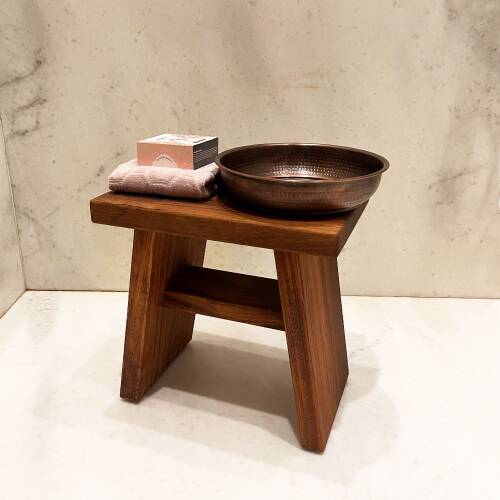 Shark Anatolia İroko Ahşap Banyo Taburesi Oturak ve Oksit Bakır Hamam Tası Seti - 6