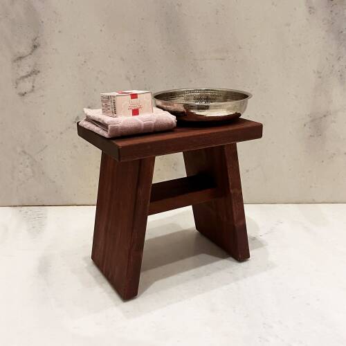 Shark Anatolia Maun Ahşap Banyo Taburesi Oturak ve Beyaz Bakır Hamam Tası Seti - 1