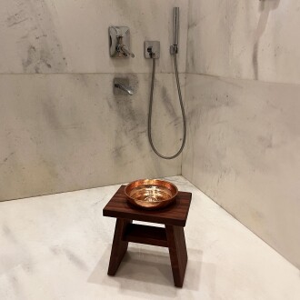 Shark Anatolia Maun Ahşap Banyo Taburesi Oturak ve Kızıl Bakır Hamam Tası Seti - 7