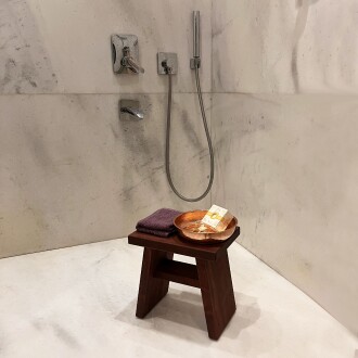 Shark Anatolia Maun Ahşap Banyo Taburesi Oturak ve Kızıl Bakır Hamam Tası Seti - 9