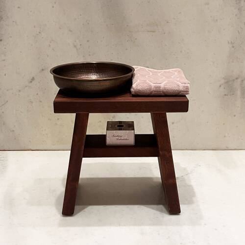 Shark Anatolia Maun Ahşap Banyo Taburesi Oturak ve Oksit Bakır Hamam Tası Seti - 5