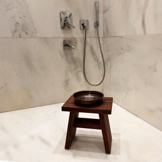 Shark Anatolia Maun Ahşap Banyo Taburesi Oturak ve Oksit Bakır Hamam Tası Seti - 7