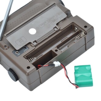 Tecsun GR-88 El Şarjlı Kurmalı Dünya Radyosu Fener Acil Durum - 6