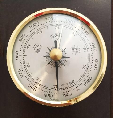 TFA Ahşap Analog Hava İstasyonu Sıcaklık Nem Basınç - 7