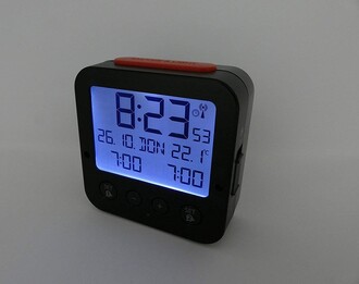 TFA Bingo Işık Sensörlü Alarmlı Dijital Saat - Thumbnail