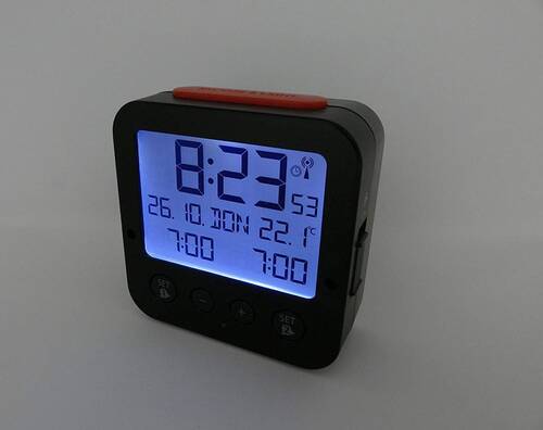 TFA Bingo Işık Sensörlü Alarmlı Dijital Saat