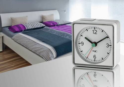 TFA Push Alarmlı Aydınlatmalı Elektronik Masa Saati - 7